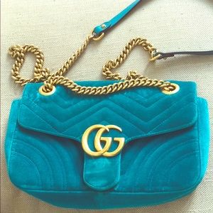 gucci turquoise velvet bag